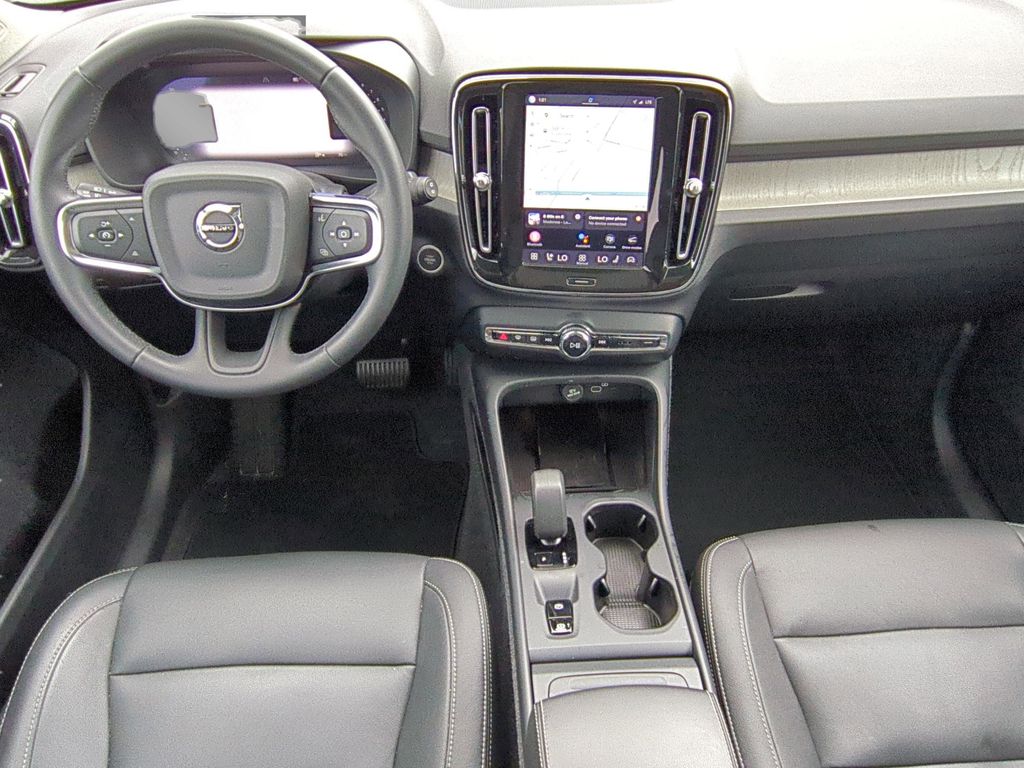 2024 Volvo XC40 Core - Photo 12