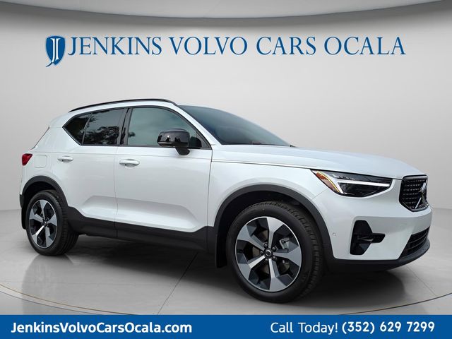 2026 Volvo XC40 Plus
