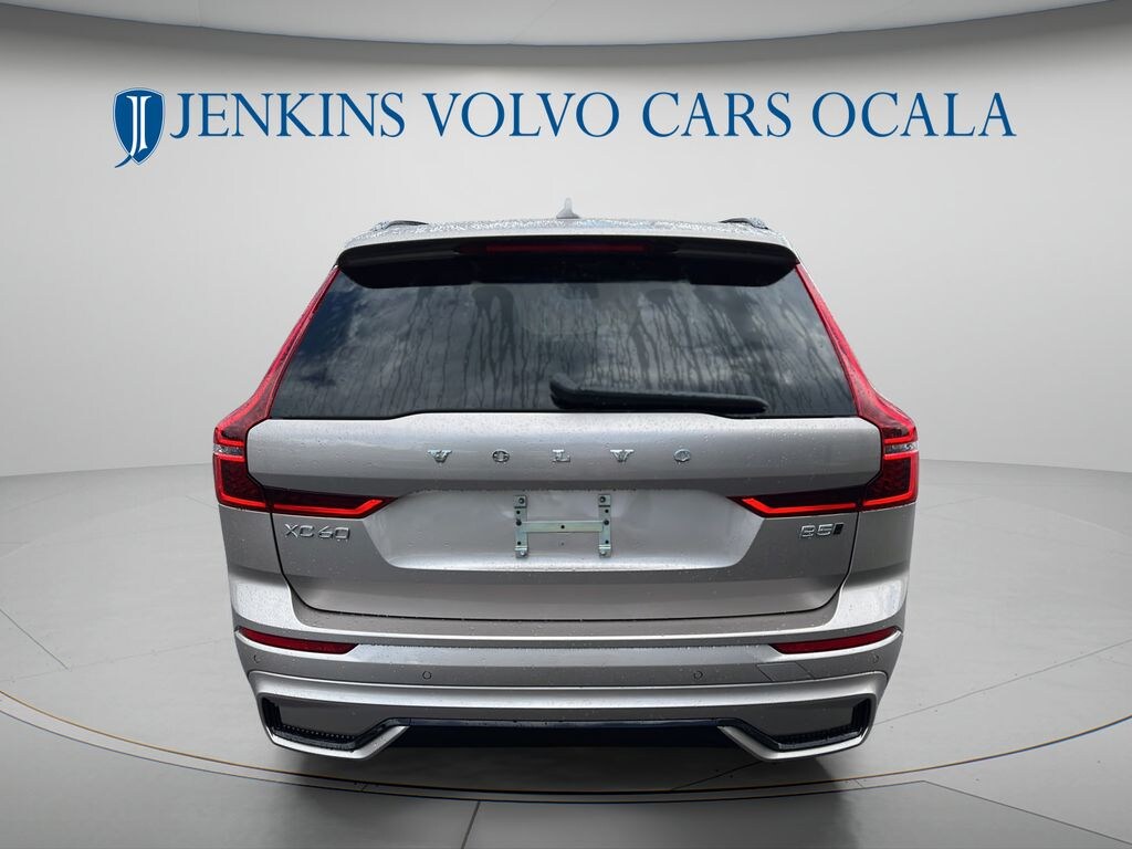 New 2026 Volvo XC60 B5 Core SUV