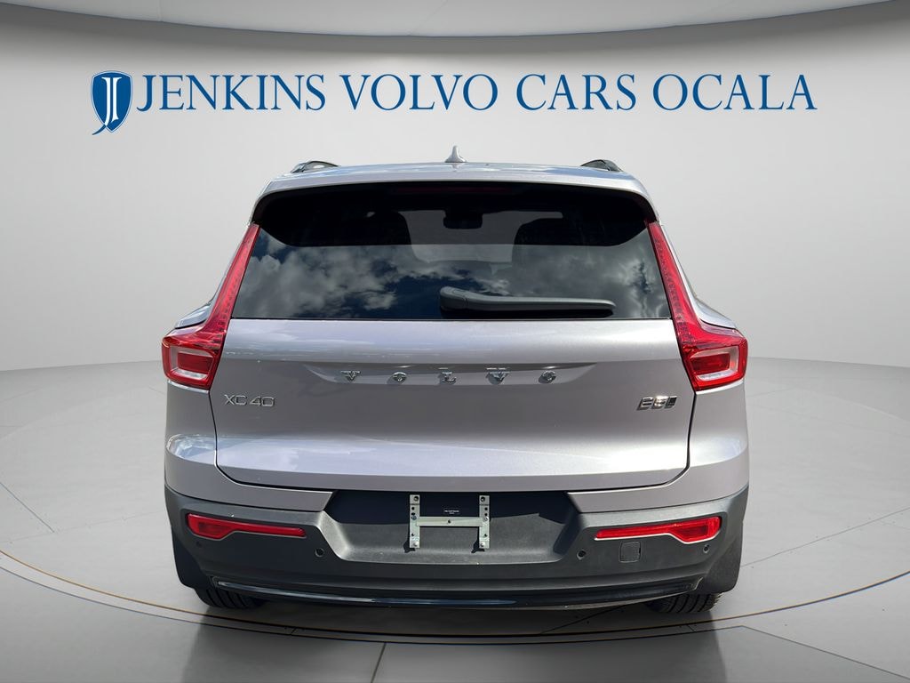 New 2026 Volvo XC40 B5 Plus SUV