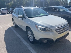 2017 Subaru Outback 2.5i Premium SUV