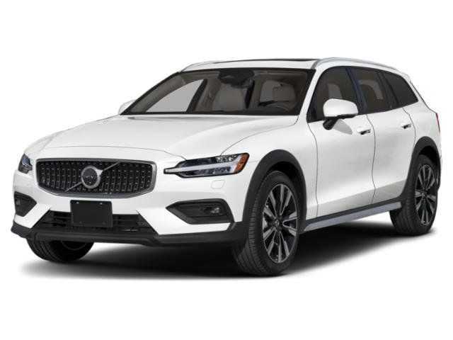2026 Volvo V60 Cross Country B5 Ultra AWD's photo