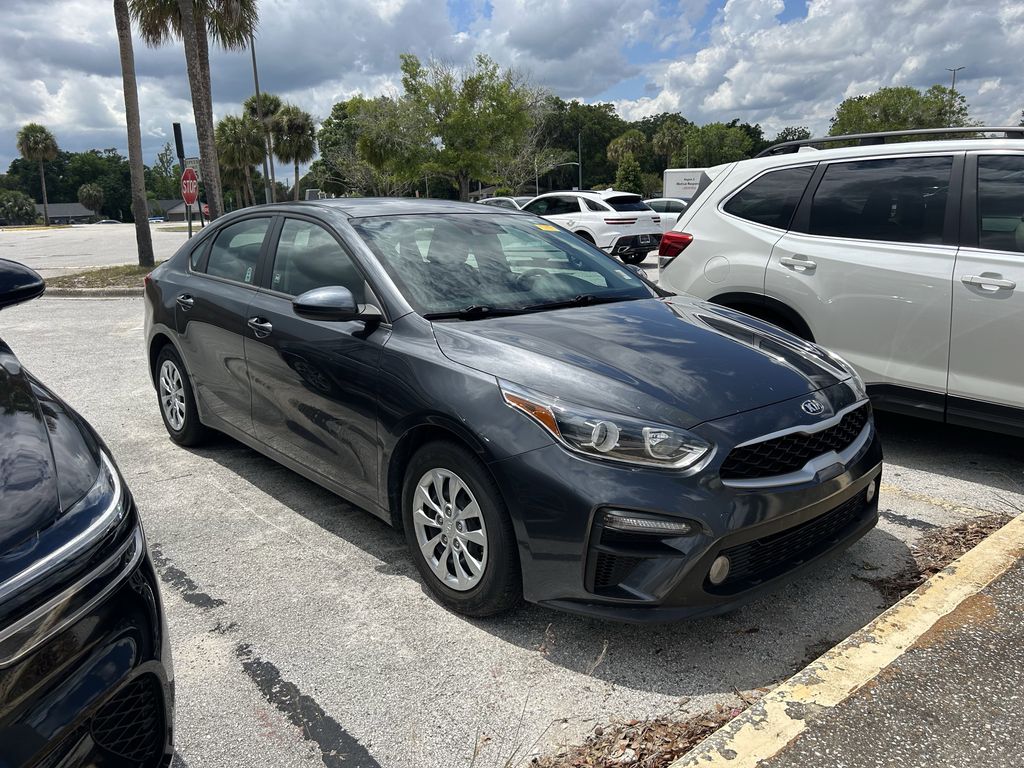 2021 Kia Forte FE AT's photo