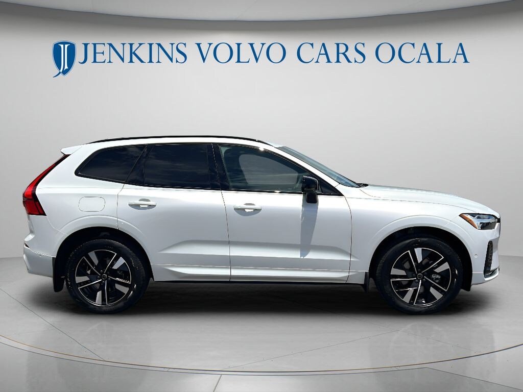 New 2026 Volvo XC60 B5 Plus SUV