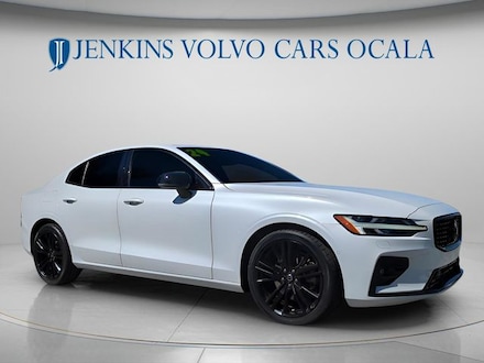 2024 Volvo S60 B5 Plus Black Edition Sedan