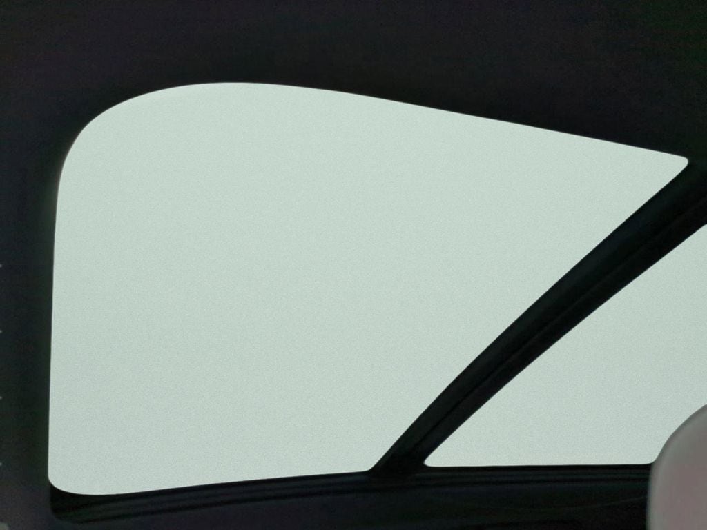 2026 Volvo XC90 Plus - Photo 16