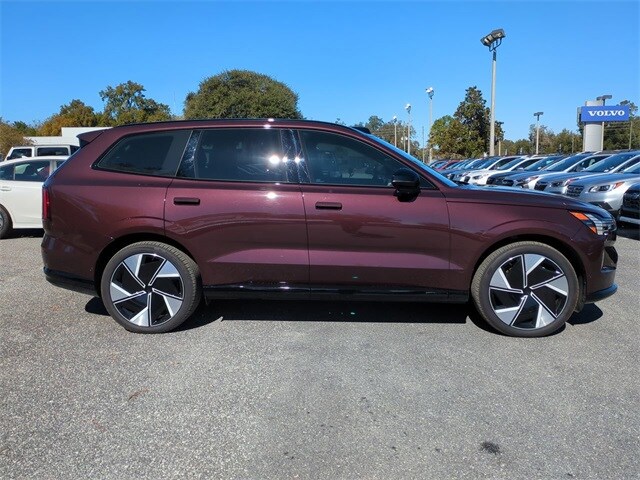 2025 Volvo EX90 Twin Motor Performance Ultra photo 3