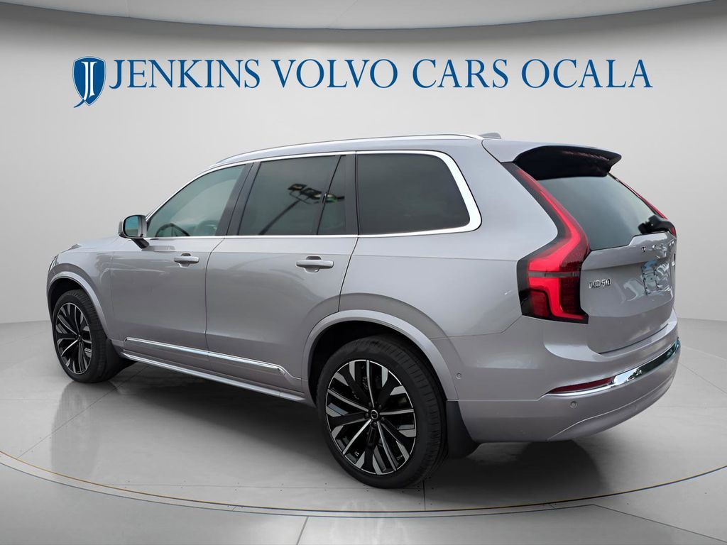 2026 Volvo XC90 Plus - Photo 6