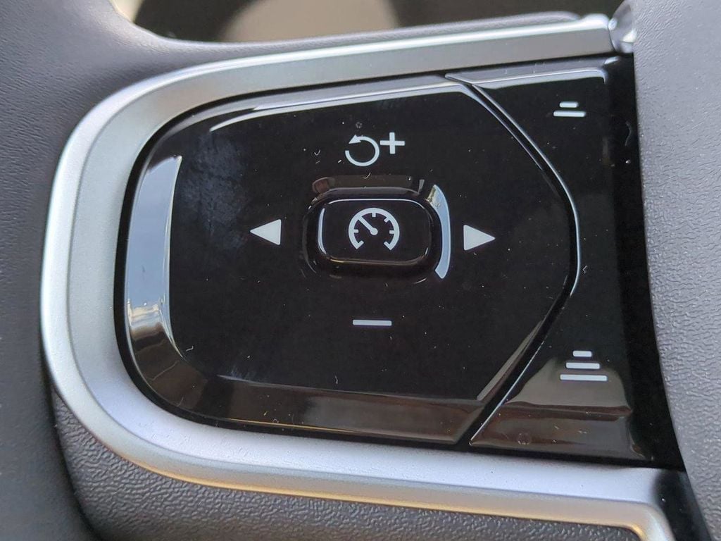 2026 Volvo XC90 Ultra - Photo 23