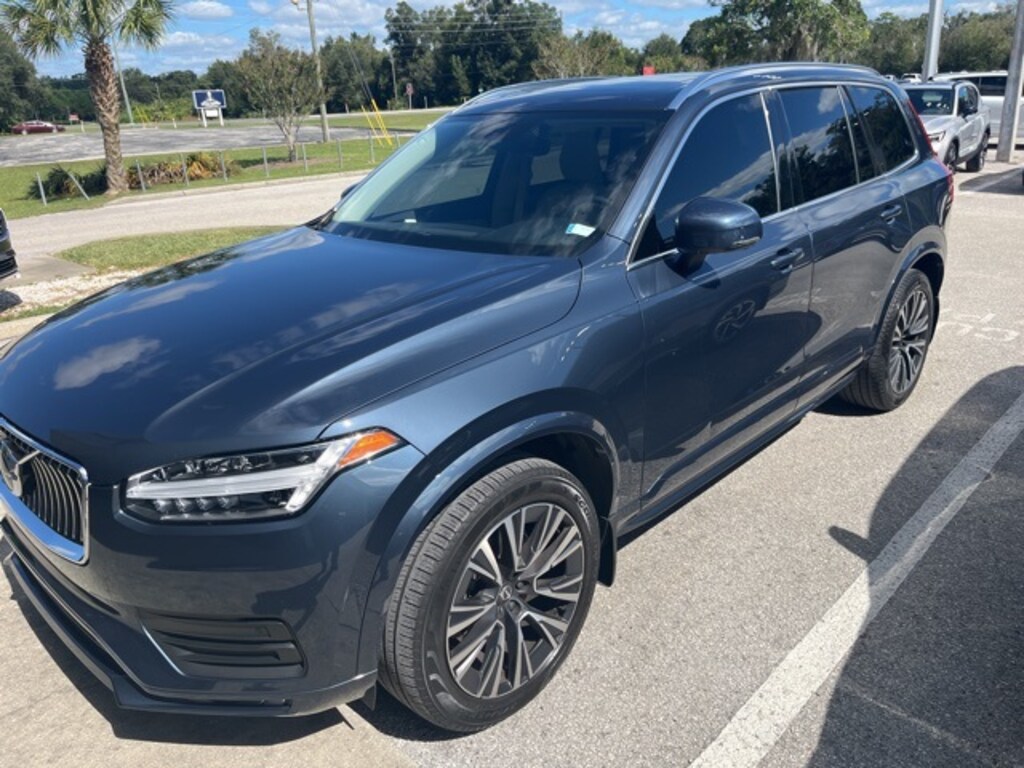 Used 2022 Volvo XC90 T5 Momentum SUV