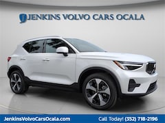 2025 Volvo XC40 B5 Core Bright Theme AWD SUV