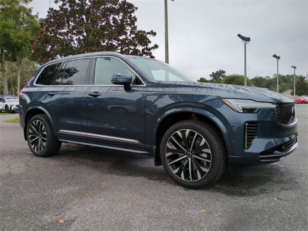 New 2026 Volvo XC90 B6 Plus 7-Seater SUV