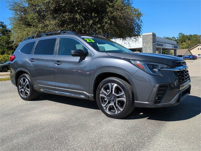 2023 Subaru Ascent Limited photo 2