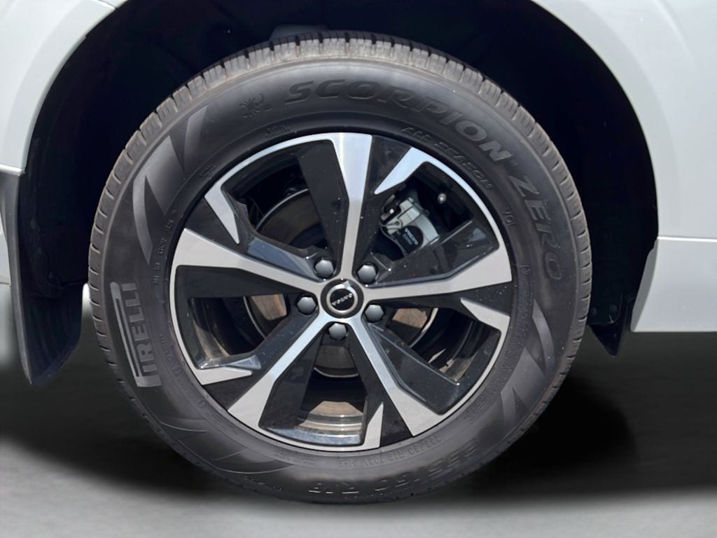 2026 Volvo XC60 Core - Photo 10