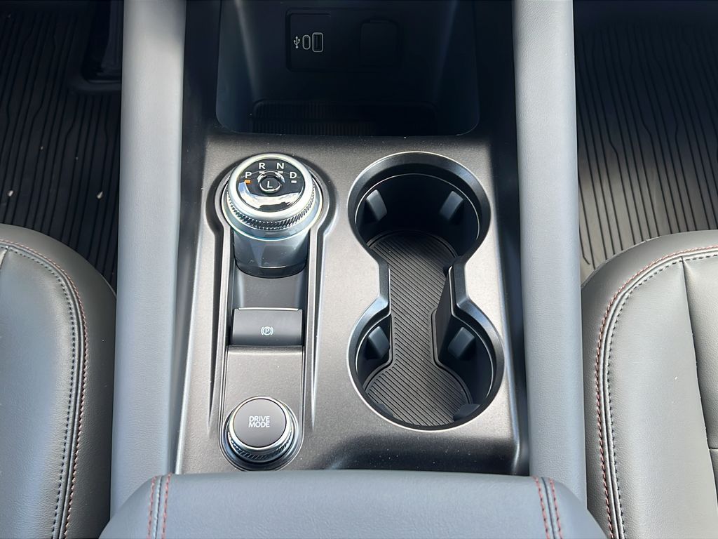 2026 Ford Explorer Active - Photo 18