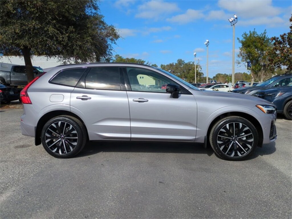 New 2026 Volvo XC60 B5 Ultra SUV