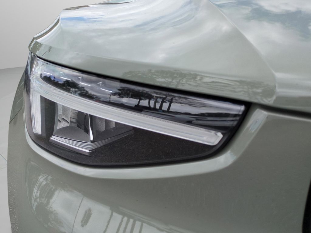 2024 Volvo XC40 Core - Photo 27
