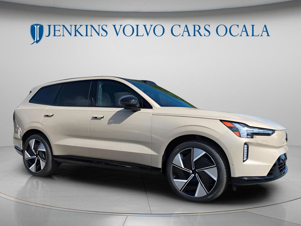 2025 Volvo EX90 Twin Motor Ultra 6-Seater's photo