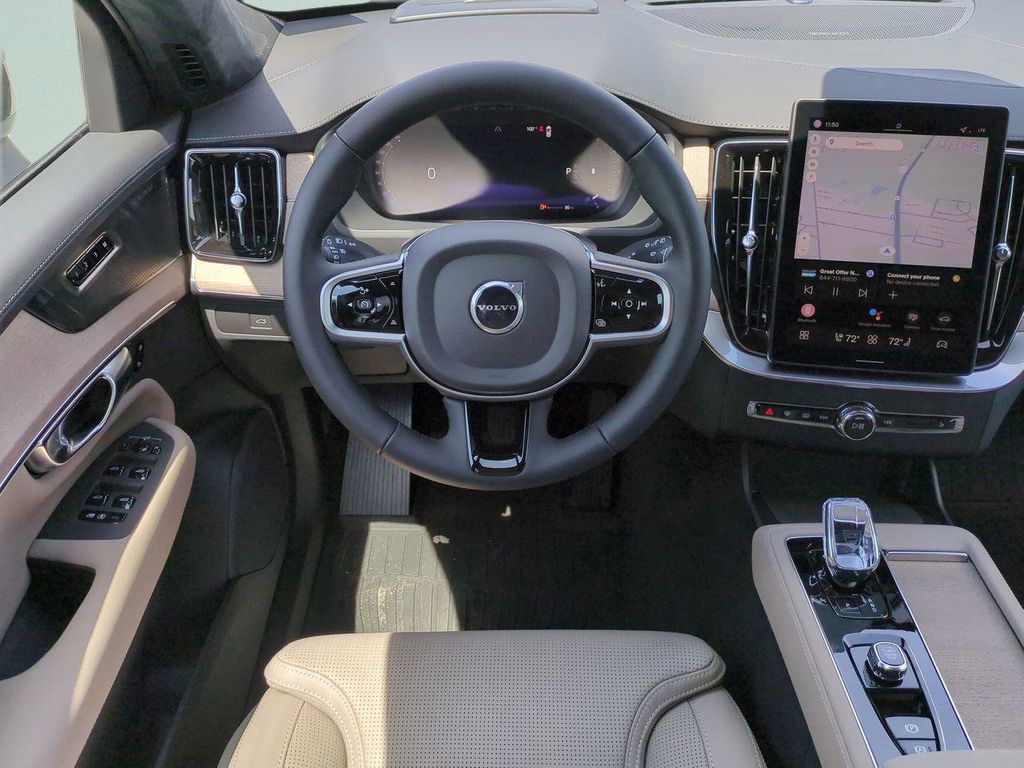 2026 Volvo XC90 Ultra - Photo 14