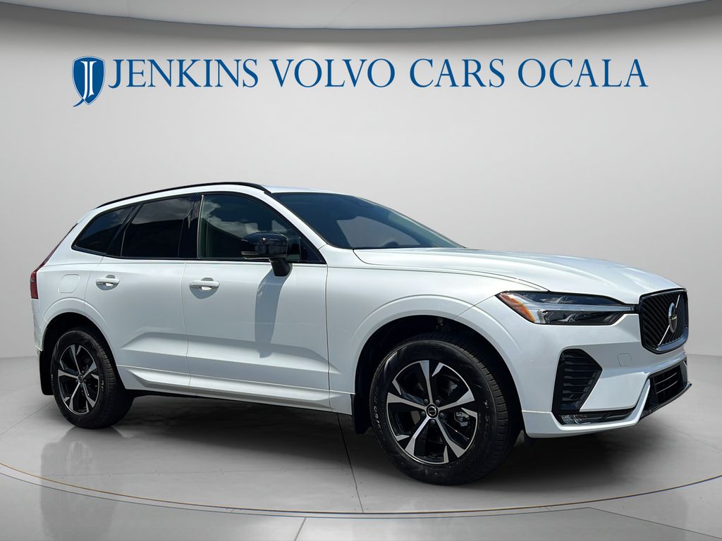 2026 Volvo XC60 B5 Core