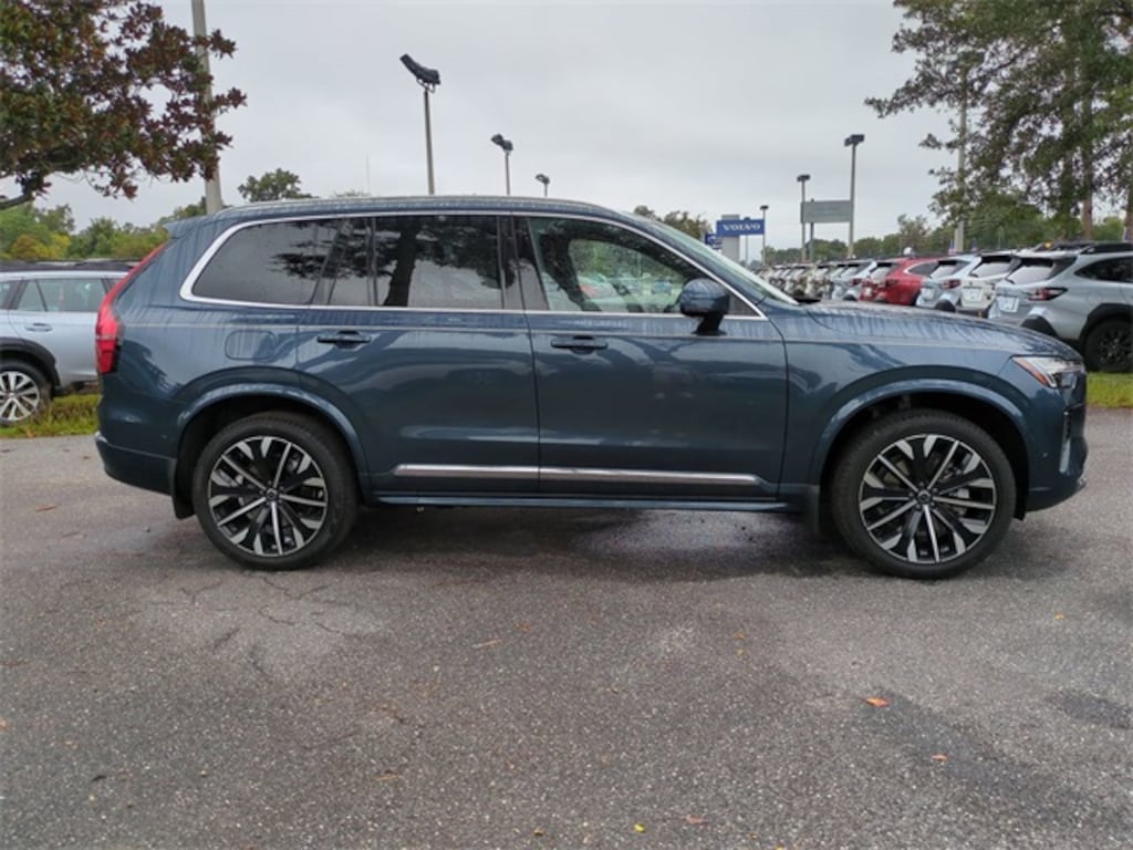 New 2026 Volvo XC90 B6 Plus 7-Seater SUV