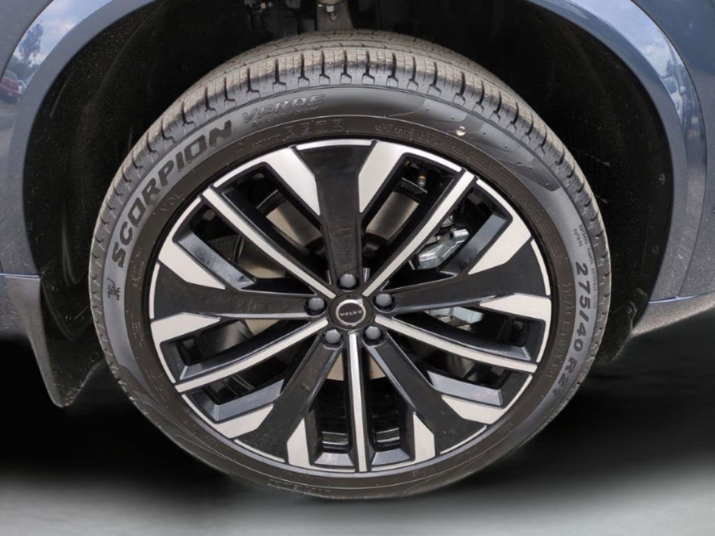2026 Volvo XC90 Ultra - Photo 28