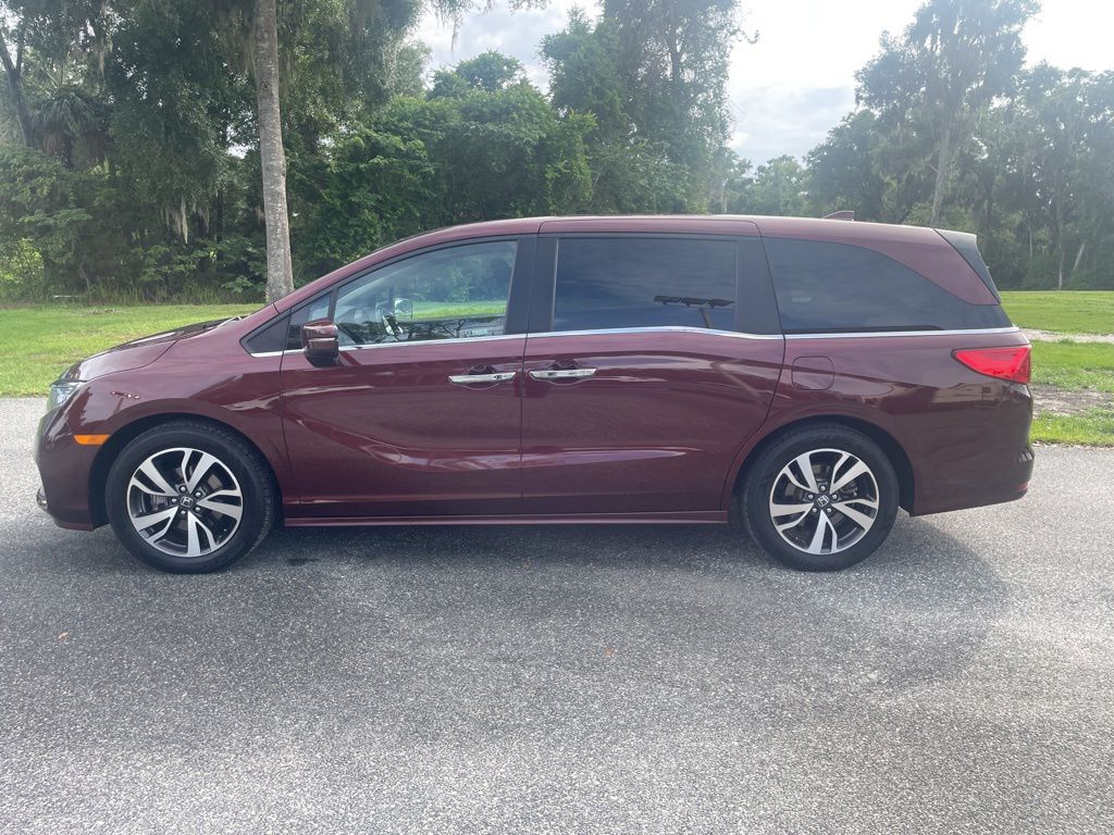 2021 Honda Odyssey Touring's photo