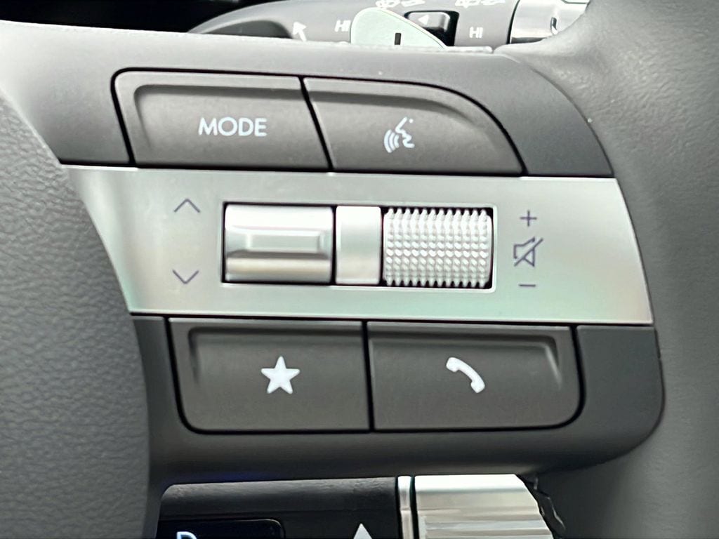 2026 Hyundai Kona Limited - Photo 23