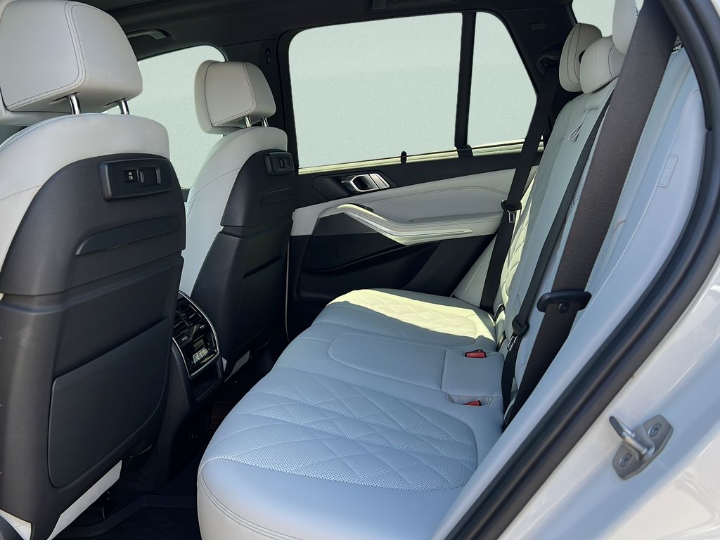 2023 BMW X5 45e - Photo 13