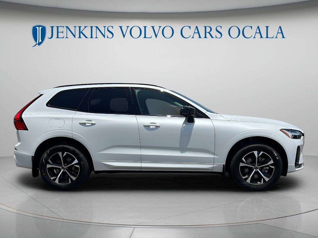 New 2026 Volvo XC60 B5 Core SUV
