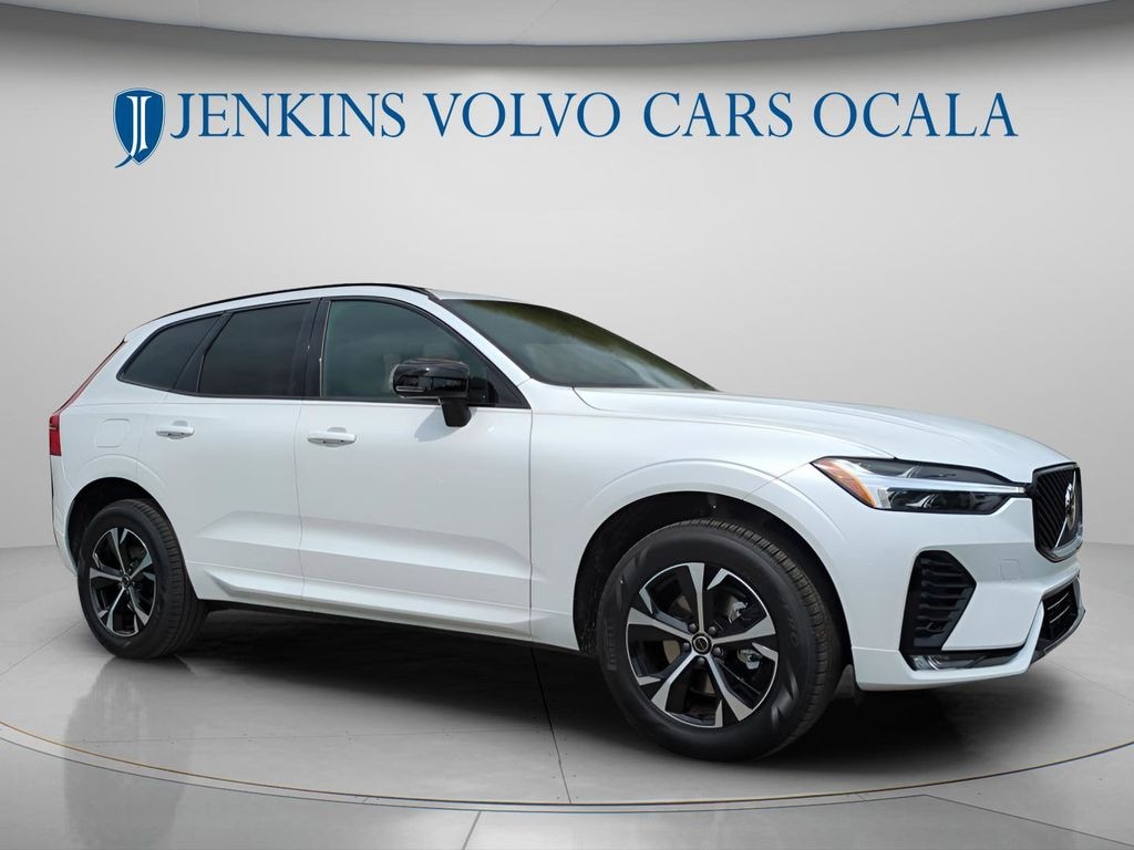 New 2026 Volvo XC60 B5 Core SUV