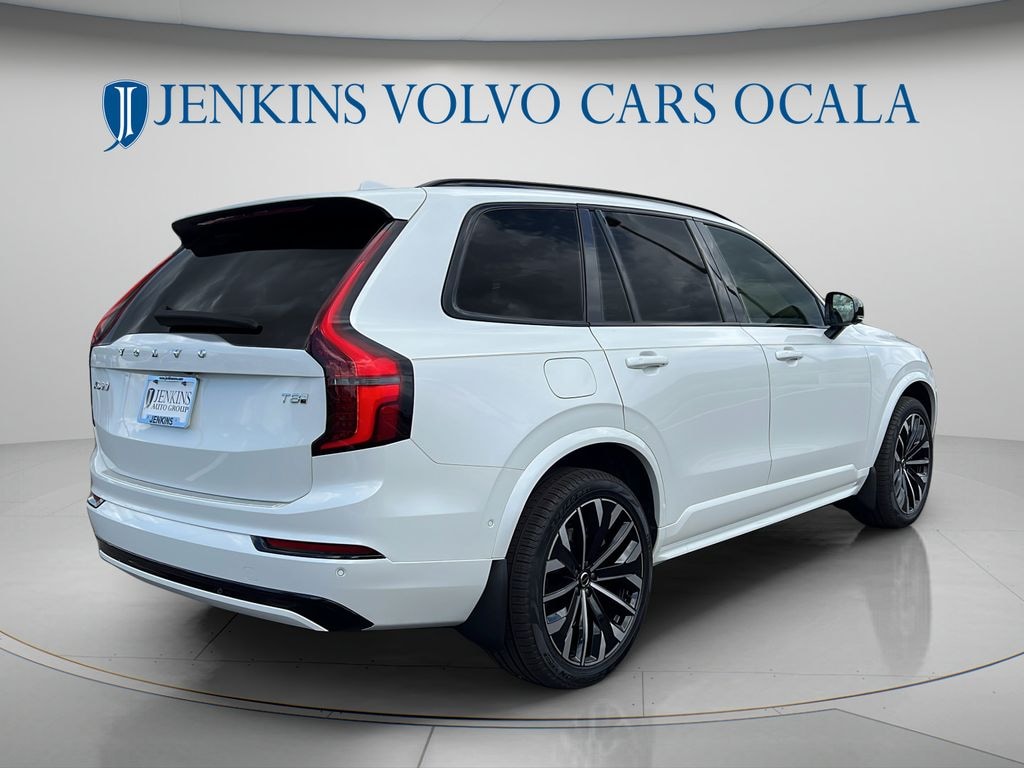 New 2026 Volvo XC90 plug-in hybrid T8 Ultra Dark Theme 7-Seater SUV