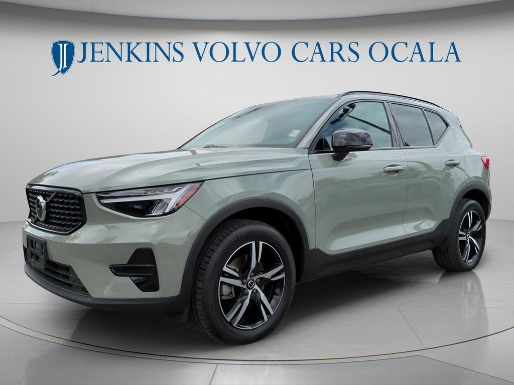 2024 Volvo XC40 Core - Photo 7