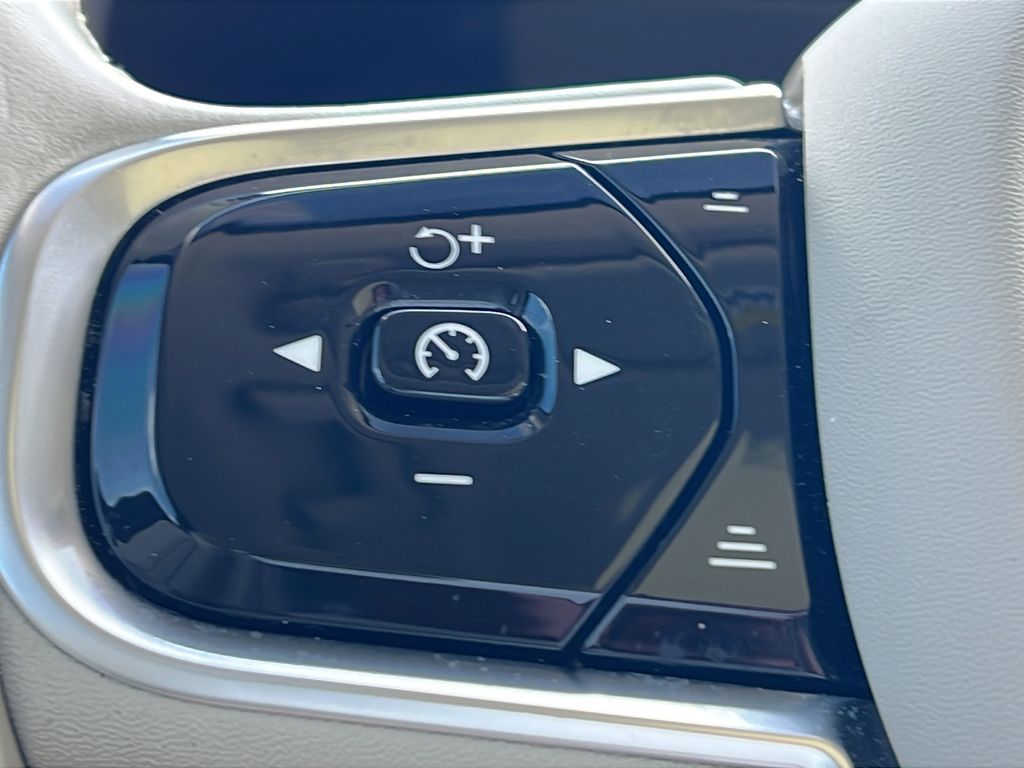 2023 Volvo XC60 Plus - Photo 20