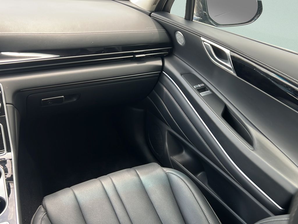 2025 GENESIS GV80 Standard - Photo 13