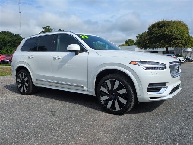 2023 Volvo XC90 Recharge Ultimate photo 2