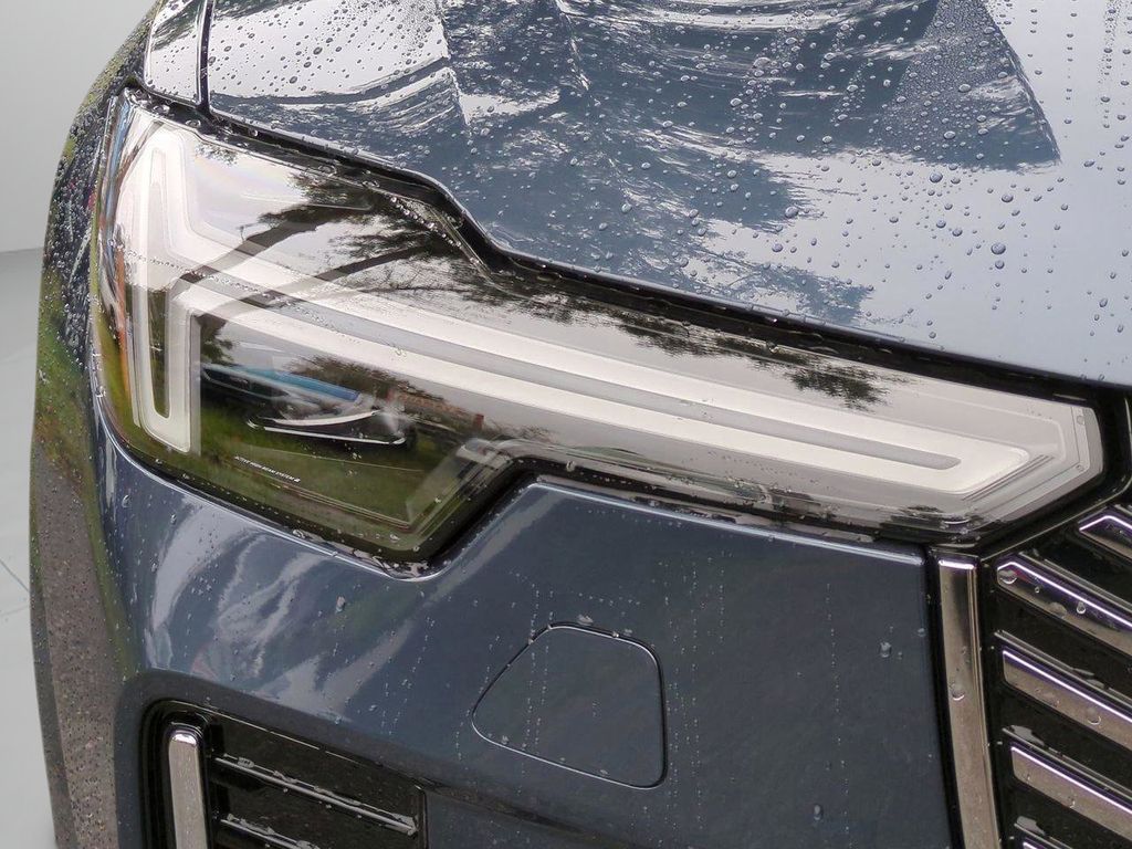 2026 Volvo XC90 Plus - Photo 25
