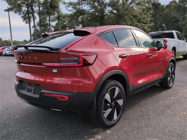 2024 Volvo C40 Recharge photo 4