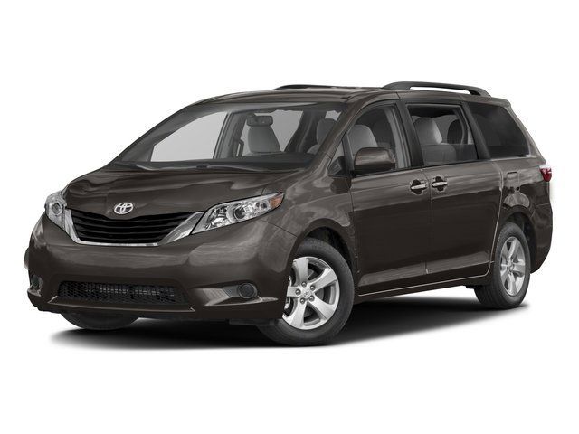 2017 Toyota Sienna LE V6 7-Passenger Access Seat's photo