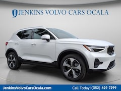 2025 Volvo XC40 B5 Core Bright Theme AWD SUV