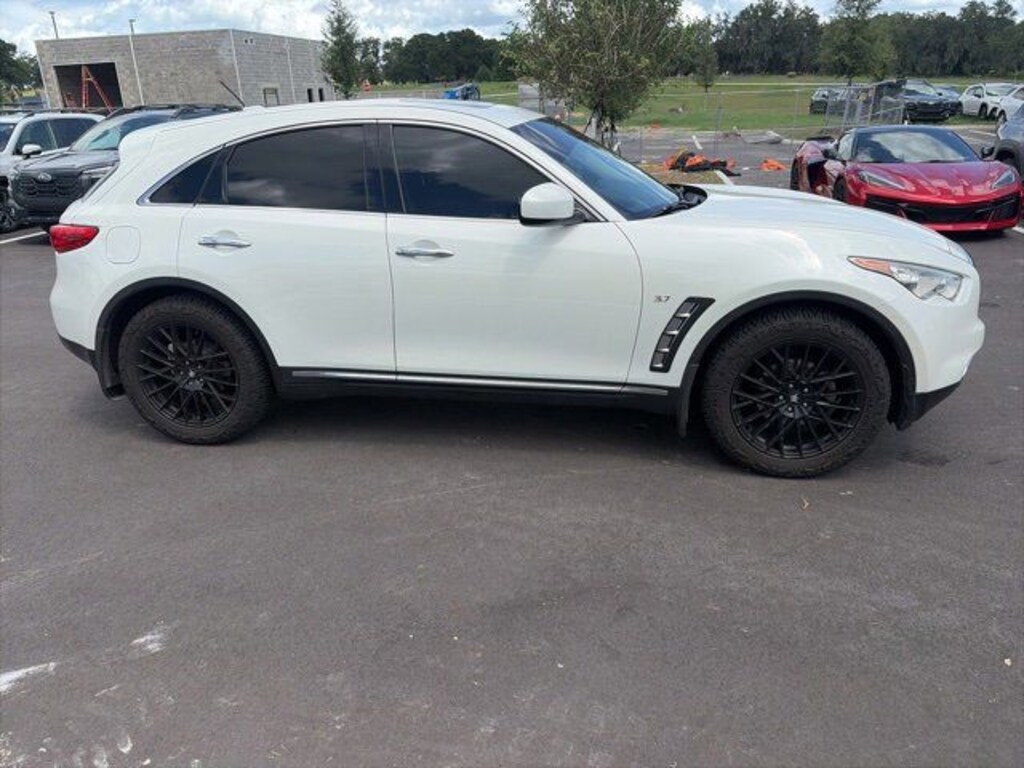 Used 2017 INFINITI QX70 Base SUV