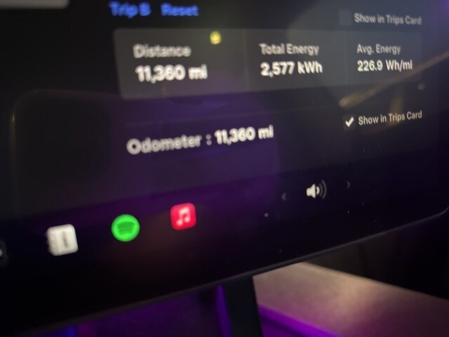 2024 Tesla Model Y Long Range photo 2