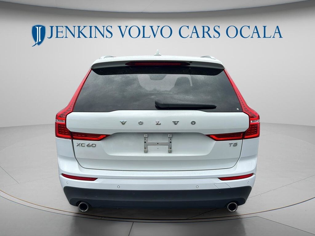 Used 2021 Volvo XC60 T5 Momentum SUV