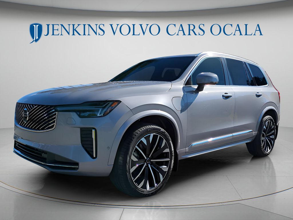 2026 Volvo XC90 Plus - Photo 8
