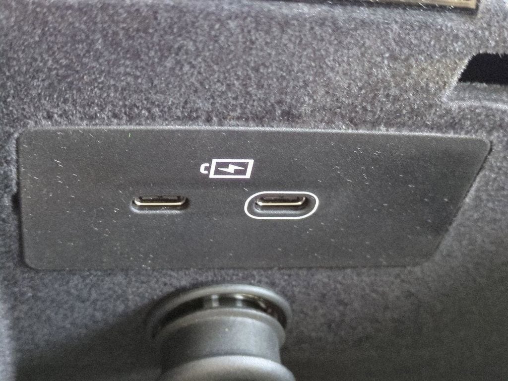 2026 Volvo XC90 Plus - Photo 21