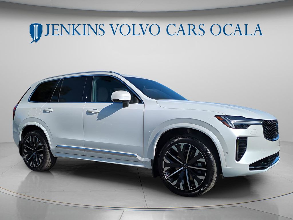 2026 Volvo XC90 Plus - Photo 9