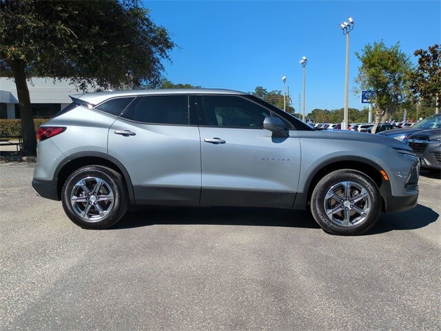 2024 Chevrolet Blazer 2LT photo 3