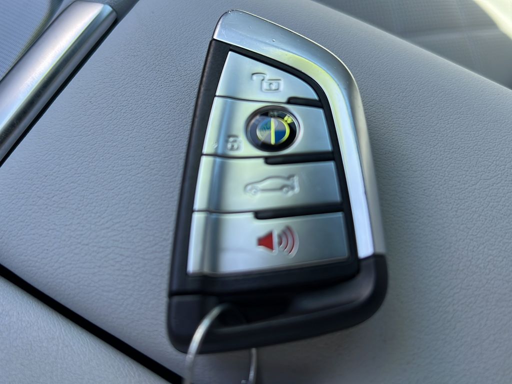 2023 BMW X5 45e - Photo 29