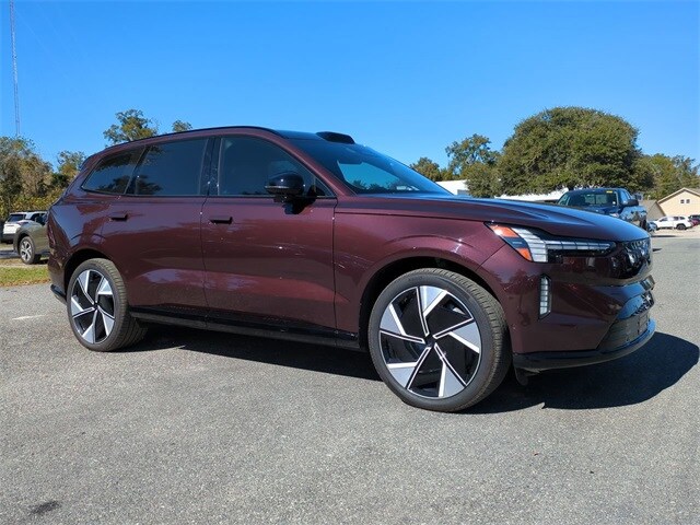 2025 Volvo EX90 Twin Motor Performance Ultra photo 2