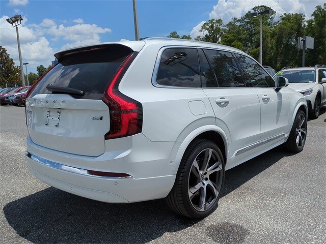 2025 Volvo XC90 photo 3